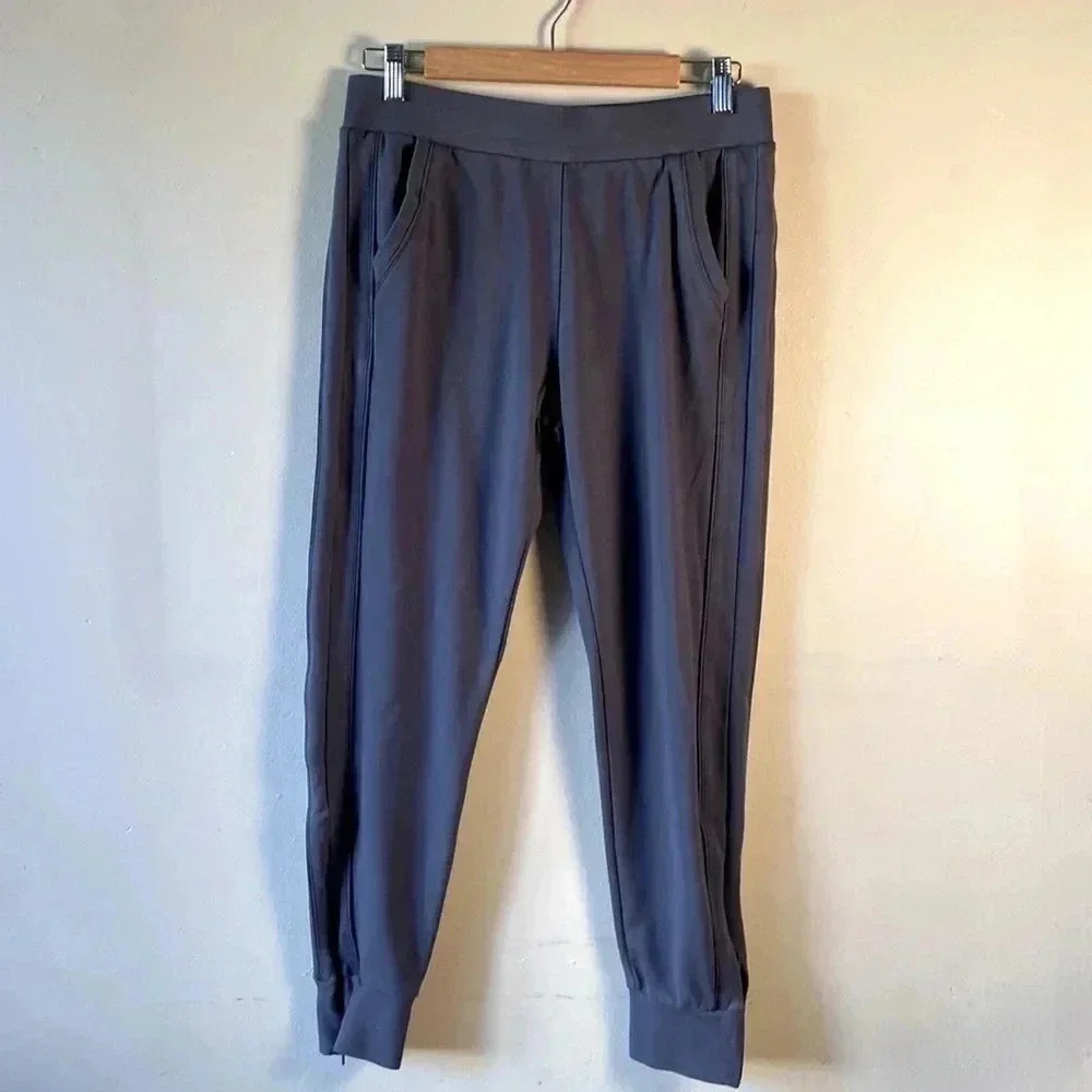 Fabletics Women’s mid Waist Joggers size Medium M Charcoal Grey cuffed Zip legs